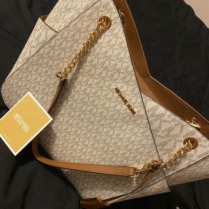 Michael Kors Shoulder Bag
